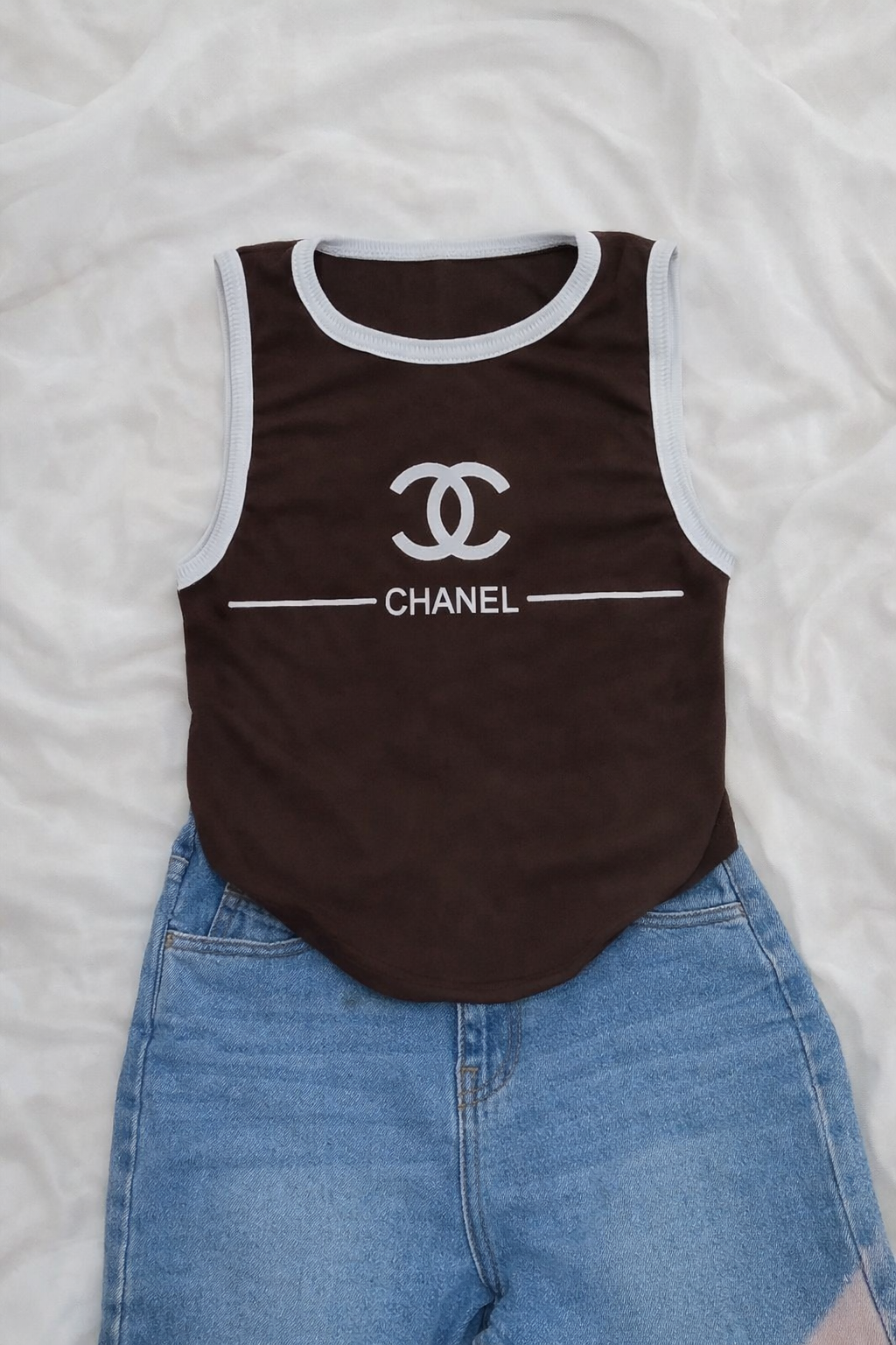 0706A923-3FF0-4588-B8E6-7ED7E7E43AC4.png کراپ تاپ chanel